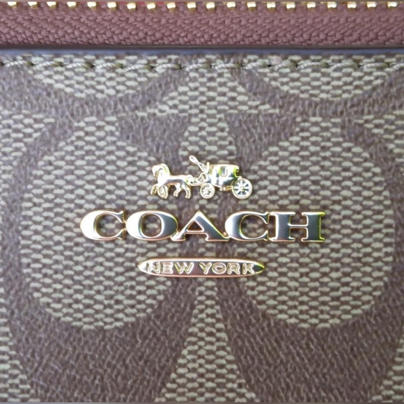 Signature Canvas Coach Big City Tote with Matching Wallet - Picture 6 of 6